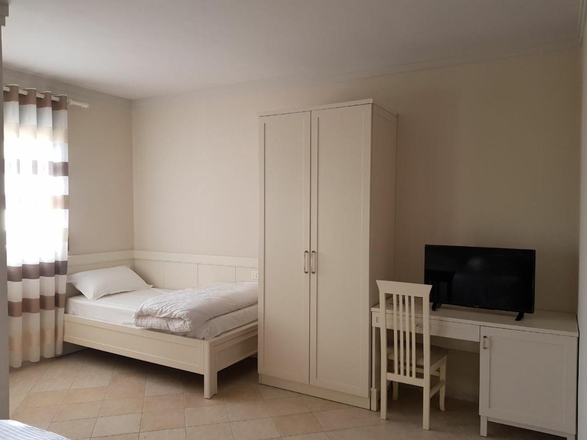 Joel Residence Durres Bagian luar foto
