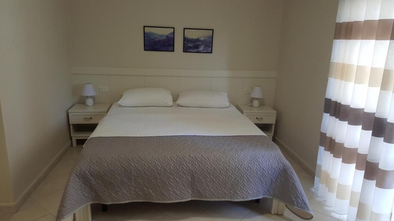 Joel Residence Durres Bagian luar foto