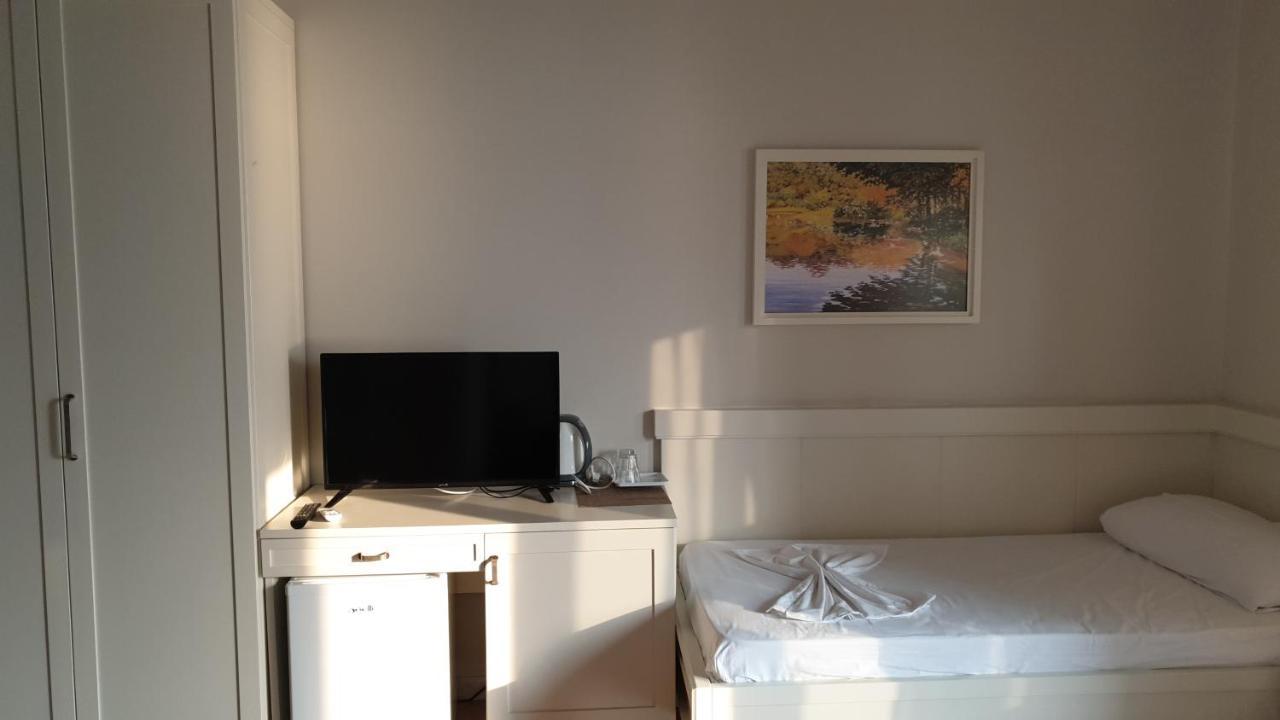 Joel Residence Durres Bagian luar foto