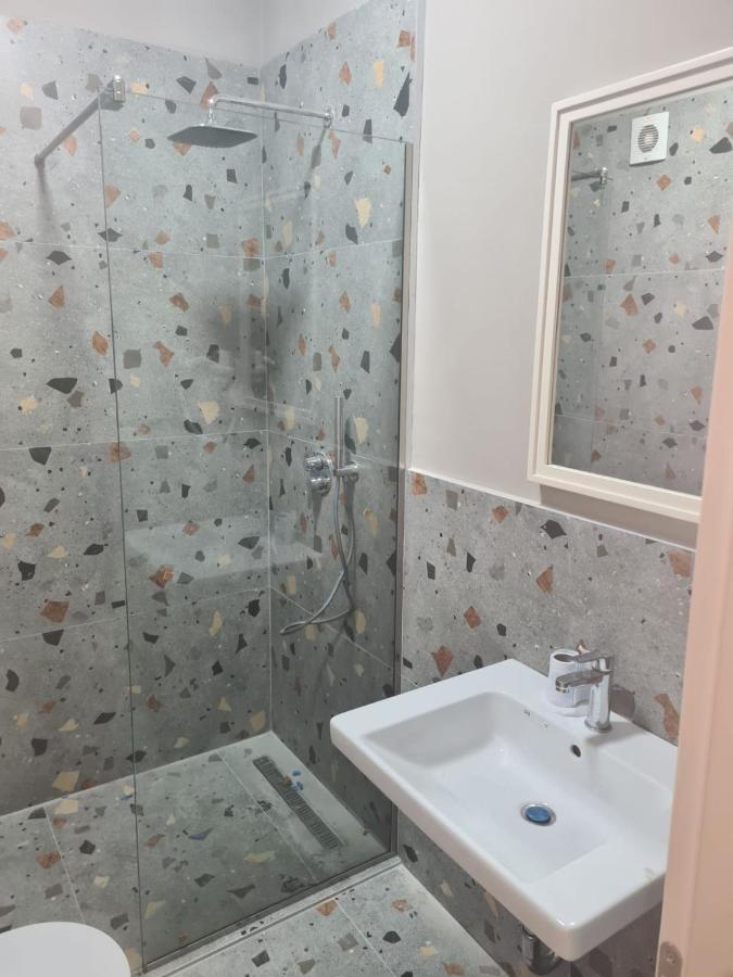 Joel Residence Durres Bagian luar foto