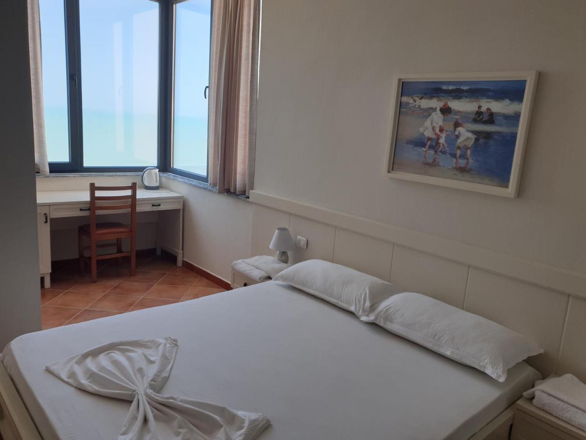Joel Residence Durres Bagian luar foto
