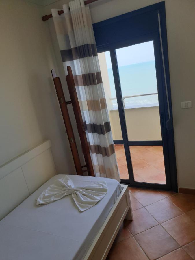 Joel Residence Durres Bagian luar foto