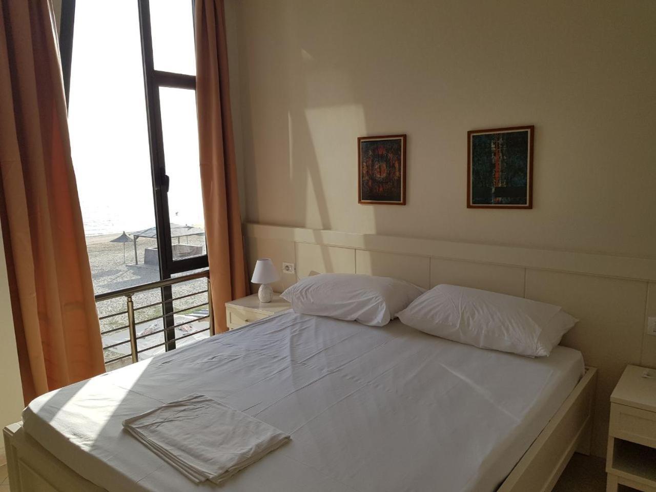 Joel Residence Durres Bagian luar foto