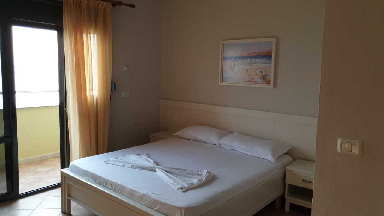Joel Residence Durres Bagian luar foto
